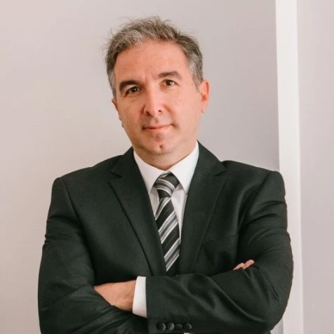 Professor Adnan Fuat Büyüklü